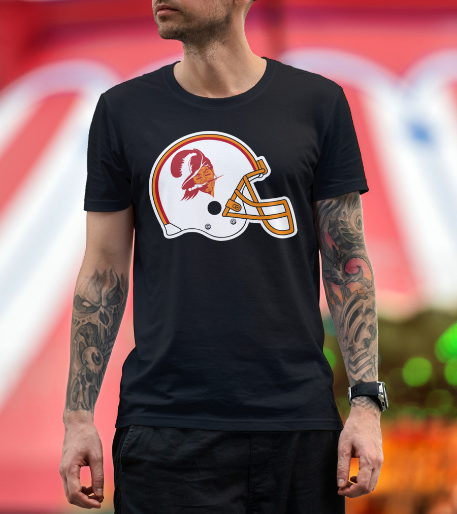 Brady Tompa Bay Buccaneers NFL Retro Helmet T-Shirt