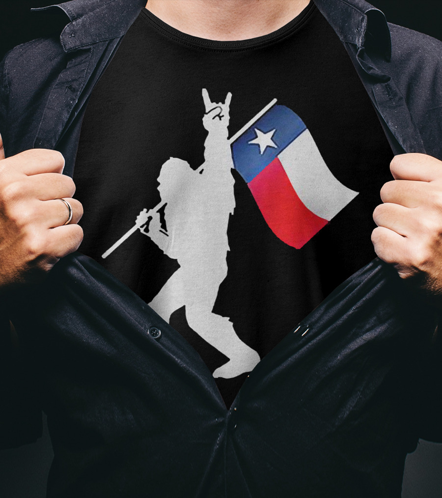 Bigfoot Holding Texas Flag Rock And Roll Salute T-Shirt