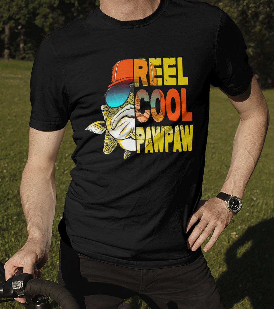 REEL COOL PAWPAW Fathers Day Fishing 143 T-Shirt
