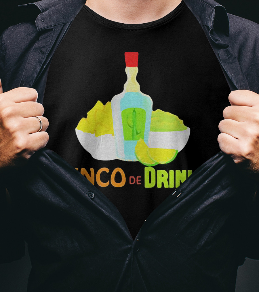 Cinco De Drinko Cinco De Mayo Wine Lemon Cocktail Bottle Lime Chips T-Shirt