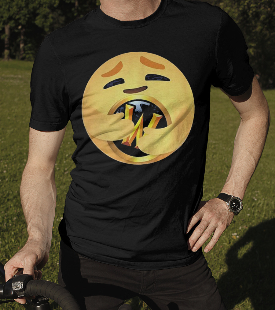 WoW20 Emoticon Hugging World Of Warcraft T-Shirt