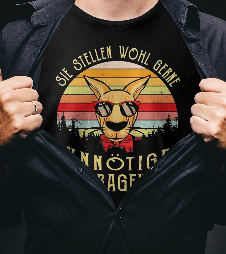 Sie Stellen Wohl Gerne Unnötige Fragen Retro Kangaroo With Sunglasses And Bow Tie Forest Stripes T-Shirt