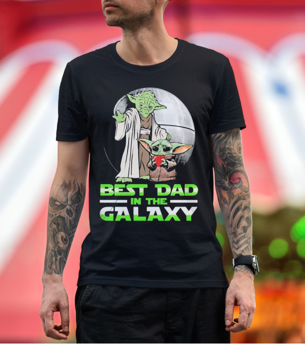 Premium T-Shirt: Best Dad in the Galaxy with Yoda and Baby Yoda T-Shirt Best Dad in the Galaxy with Yoda and Baby Yoda T-Shirt