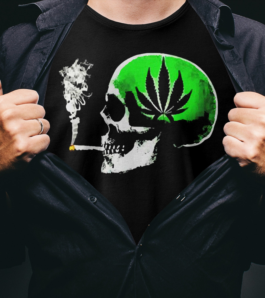 Weed Leaves Skull Smoking Joint Green Marijuana T-Shirt
