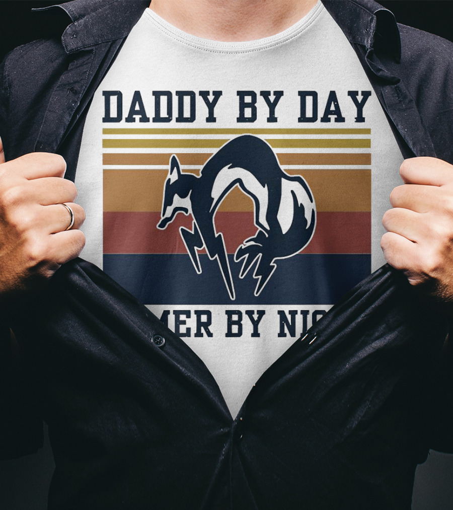Daddy By Day Gamer By Night Retro Foxhound T-Shirt