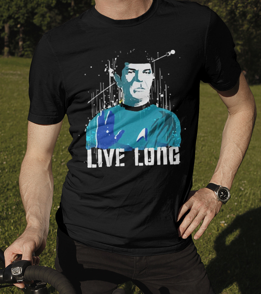 Star Trek Spock Live Long Vulcan Salute Iconic T-Shirt