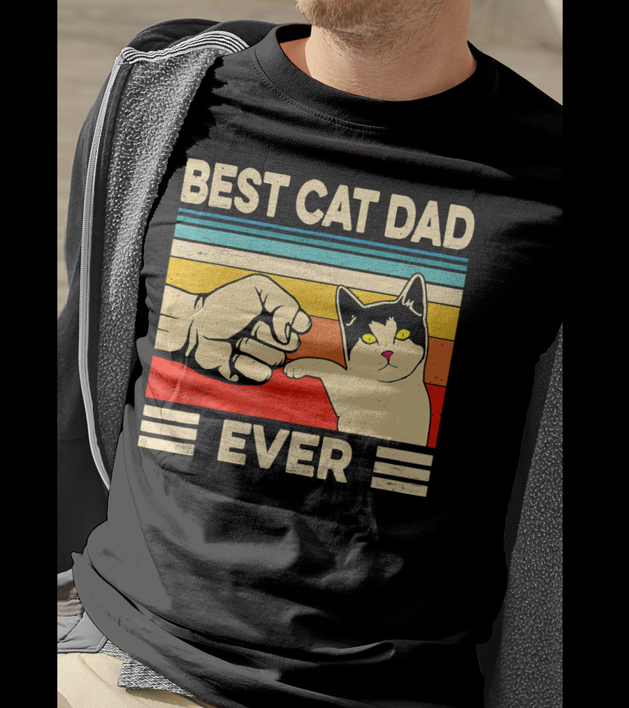Best Cat Dad Ever Fist Bump Retro Cat T-Shirt