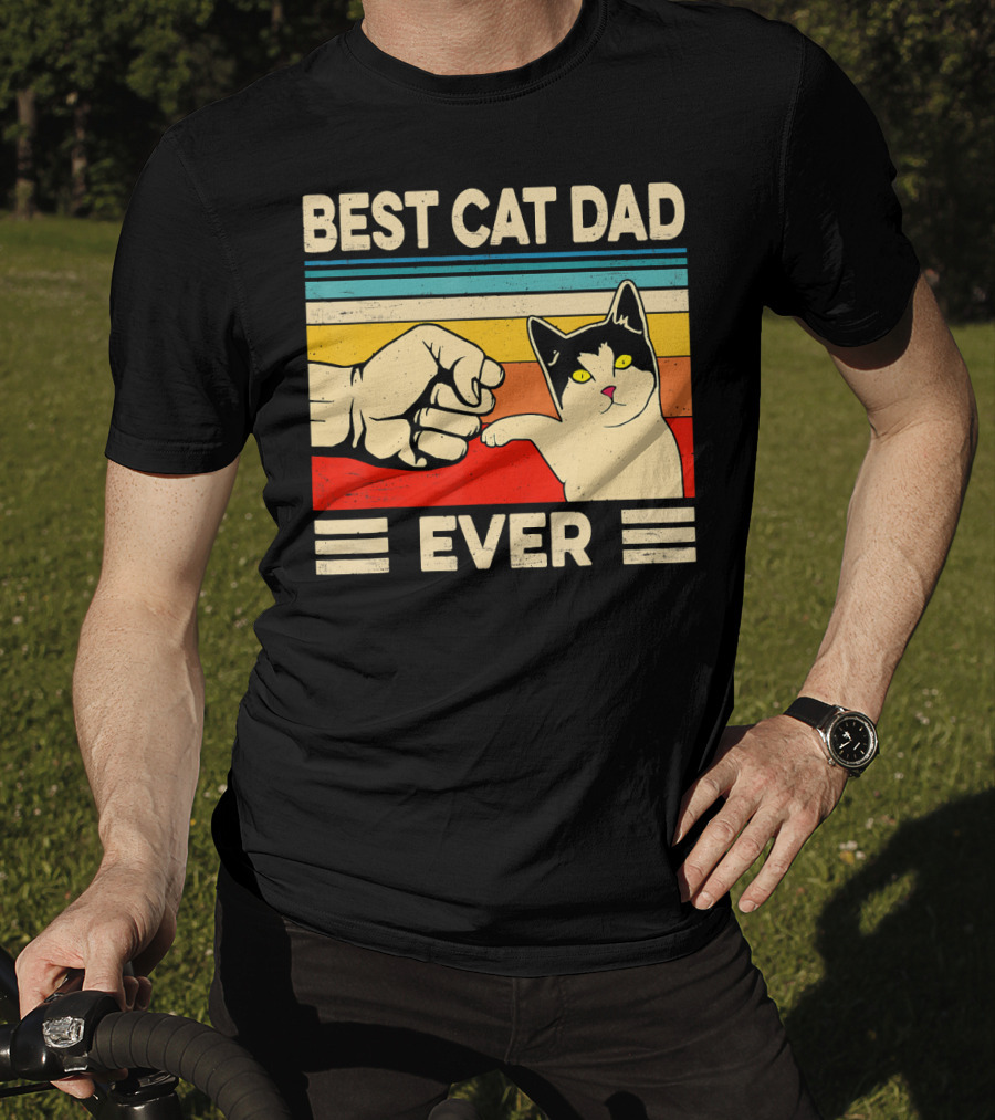 Best Cat Dad Ever Fist Bump Retro Cat T-Shirt