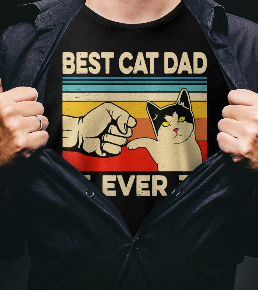 Best Cat Dad Ever Fist Bump Retro Cat T-Shirt