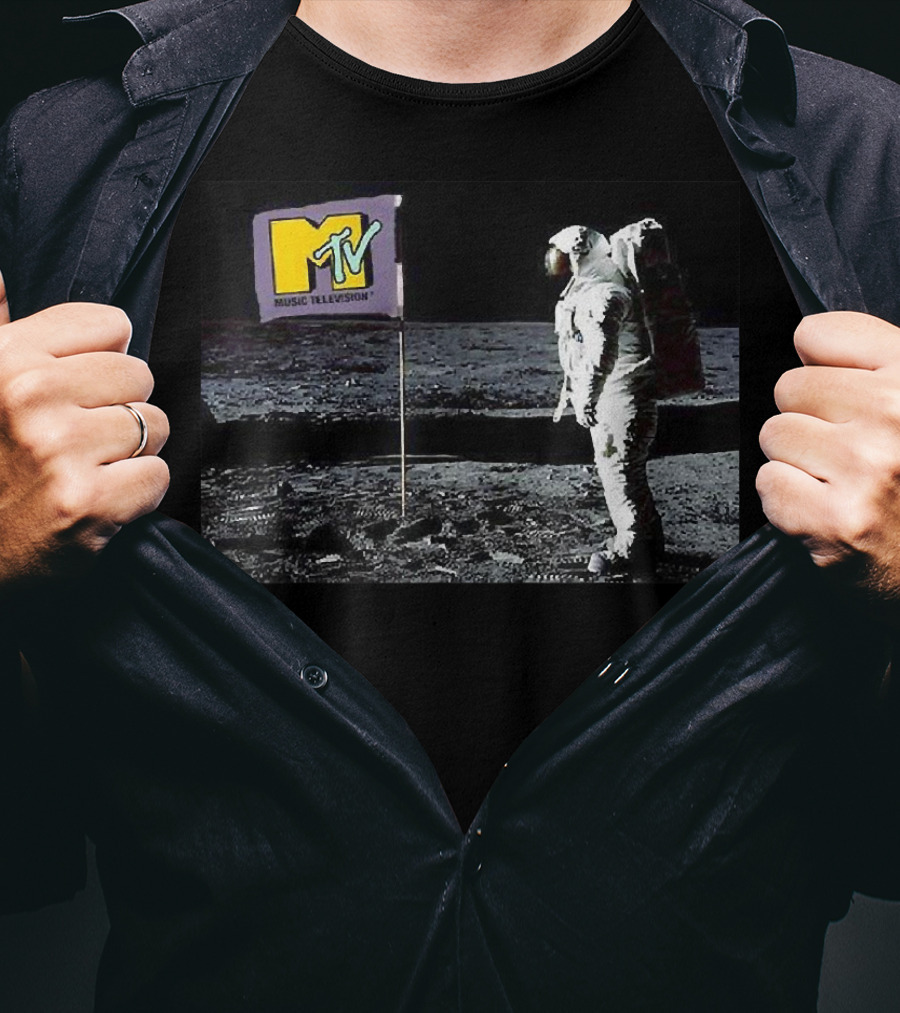 MTV Music Television Astronaut Planting Flag Man On The Moon T-Shirt