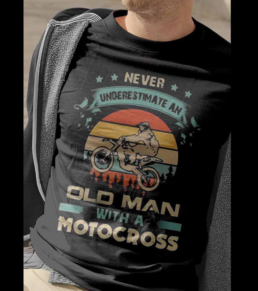 Never Underestimate An Old Man With A Motocross Vintage Sunset Motocross Rider T-Shirt
