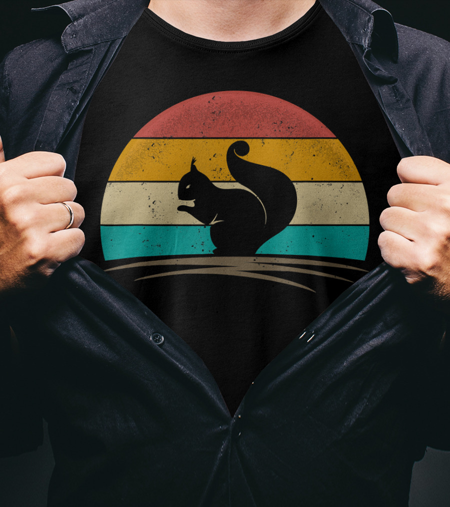 Squirrel Retro Vintage 70s Sunset Stripes T-Shirt