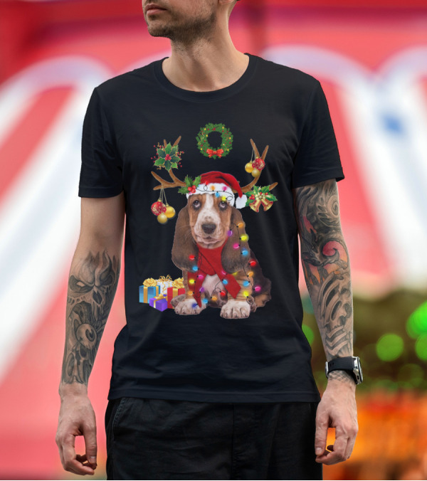 Premium T-Shirt: Basset Hound Santa Hat Reindeer Christmas Lights Wreath Holiday Gifts T-Shirt Basset Hound Santa Hat Reindeer Christmas Lights Wreath Holiday Gifts T-Shirt