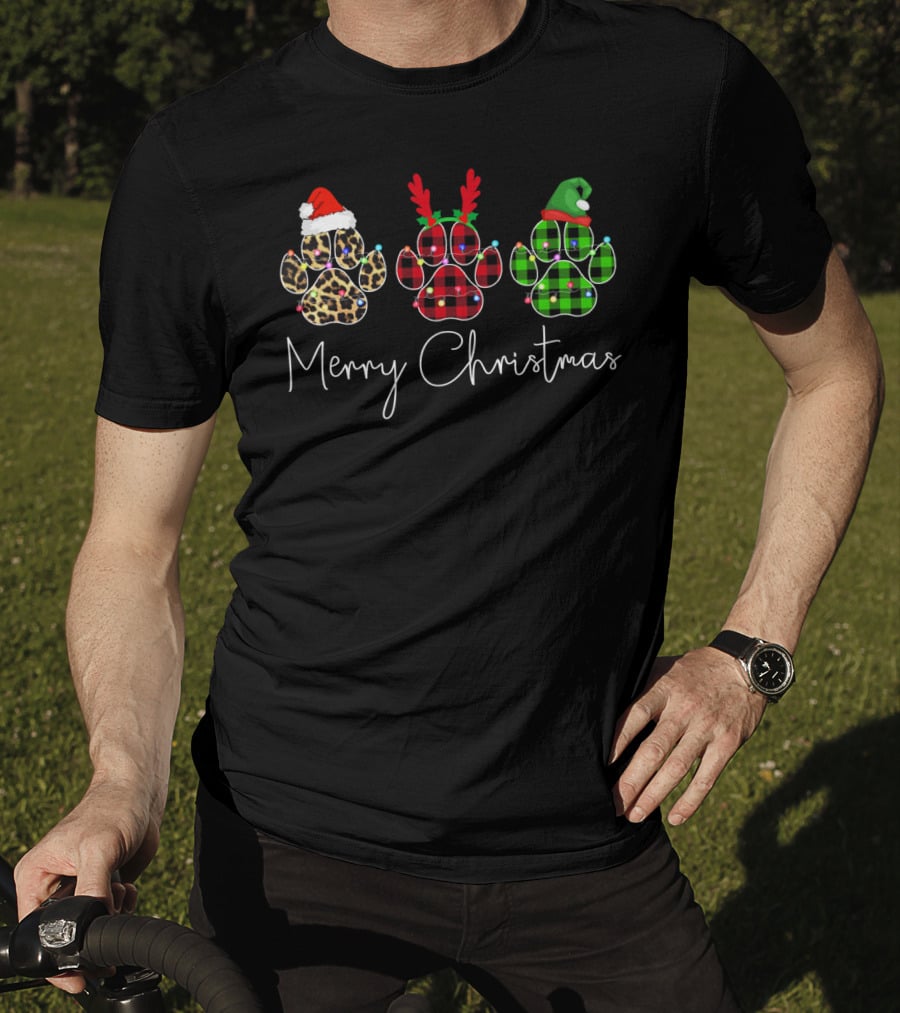 Merry Christmas Paw Dogs With Santa Hat Reindeer Antlers And Elf Hat T-Shirt
