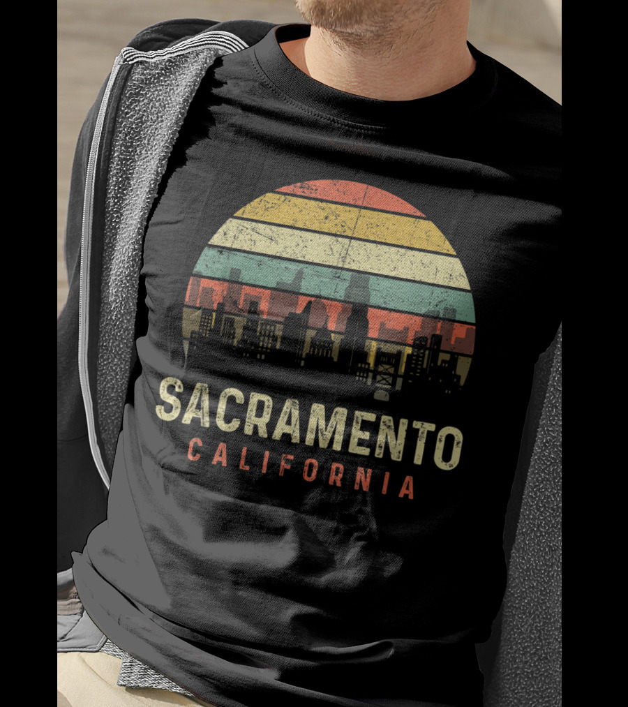 Sacramento California Skyline Vintage Sunset T-Shirt