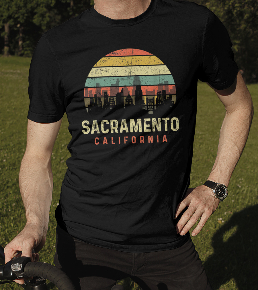 Sacramento California Skyline Vintage Sunset T-Shirt