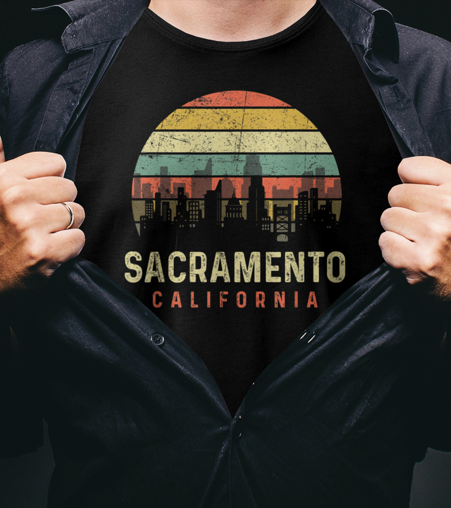 Sacramento California Skyline Vintage Sunset T-Shirt