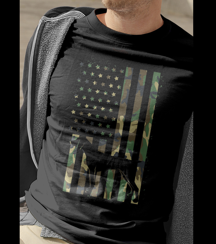 German Shorthair Pointer Mom Dog Camouflage American Flag T-Shirt