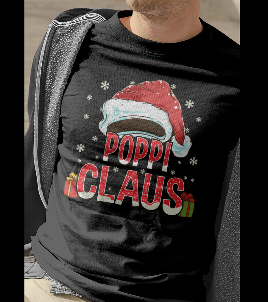 Poppi Claus Santa Hat Snowflakes Christmas Gifts T-Shirt