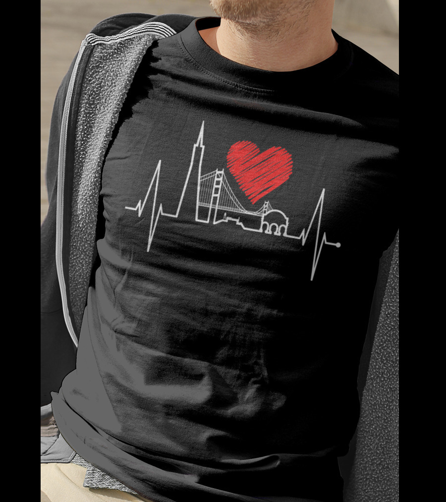 San Francisco Heartbeat Skyline California USA Iconic Landmarks With Heart And Pulse T-Shirt