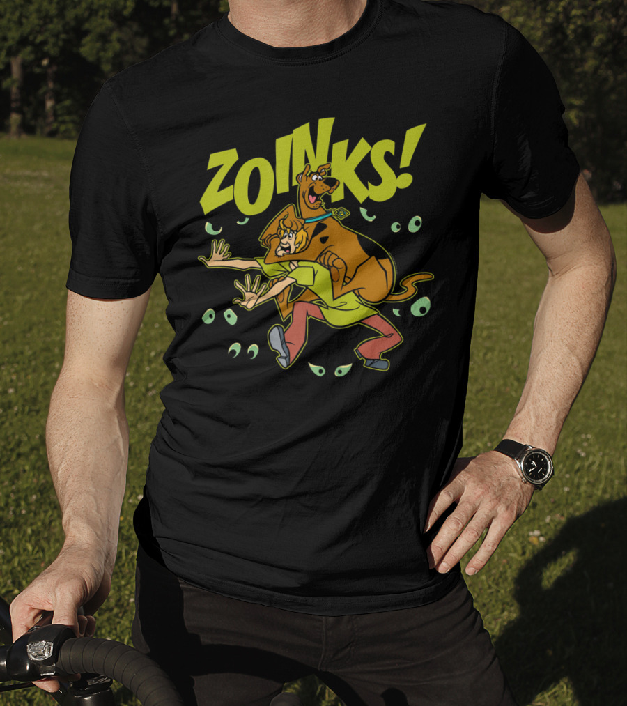 Zoinks Scooby-Doo And Shaggy Scared Eyes T-Shirt