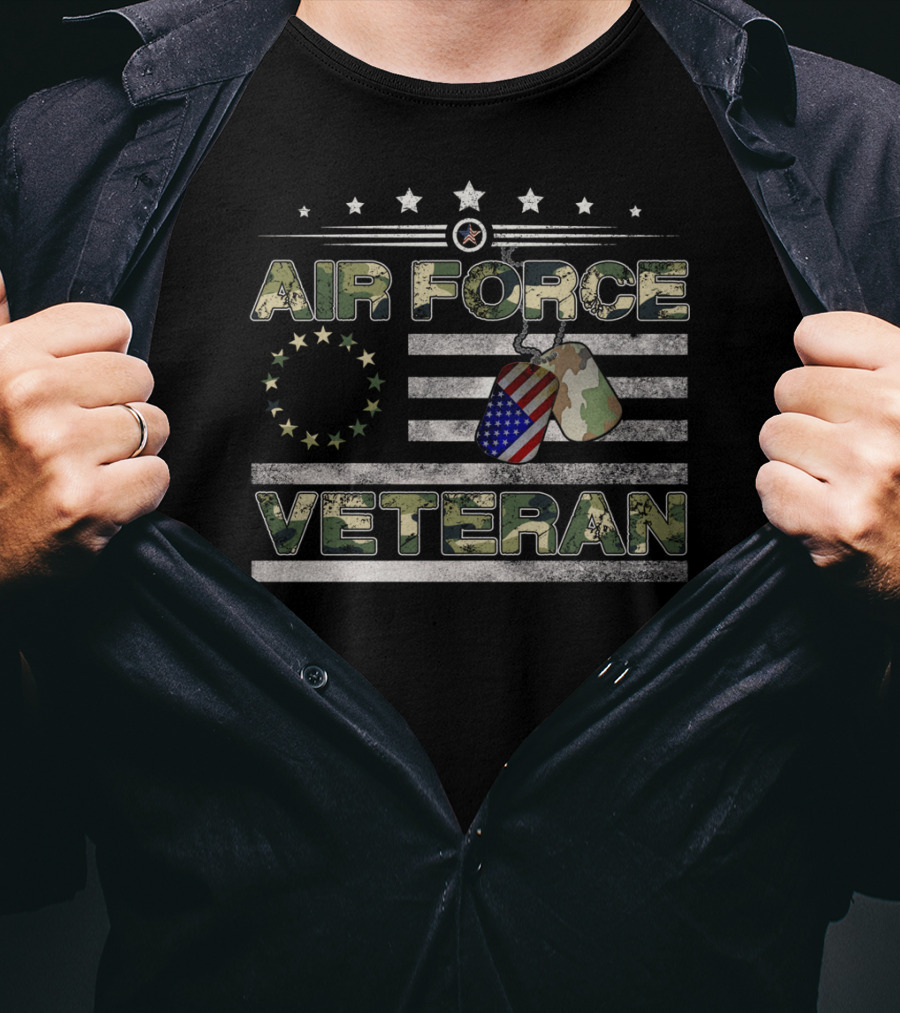 Air Force Veteran Betsy Ross Camo American Flag Dog Tags T-Shirt