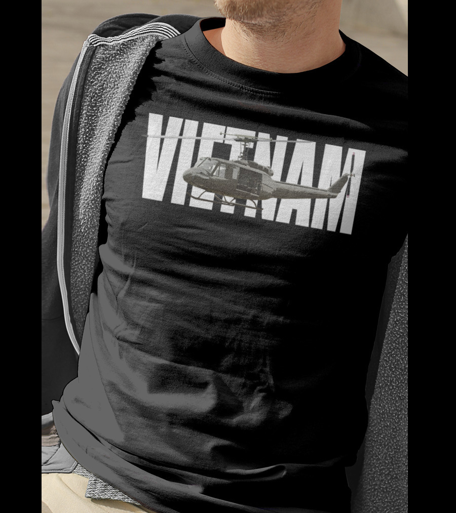 Vietnam UH-1 Huey Helicopter Vietnam Veterans T-Shirt