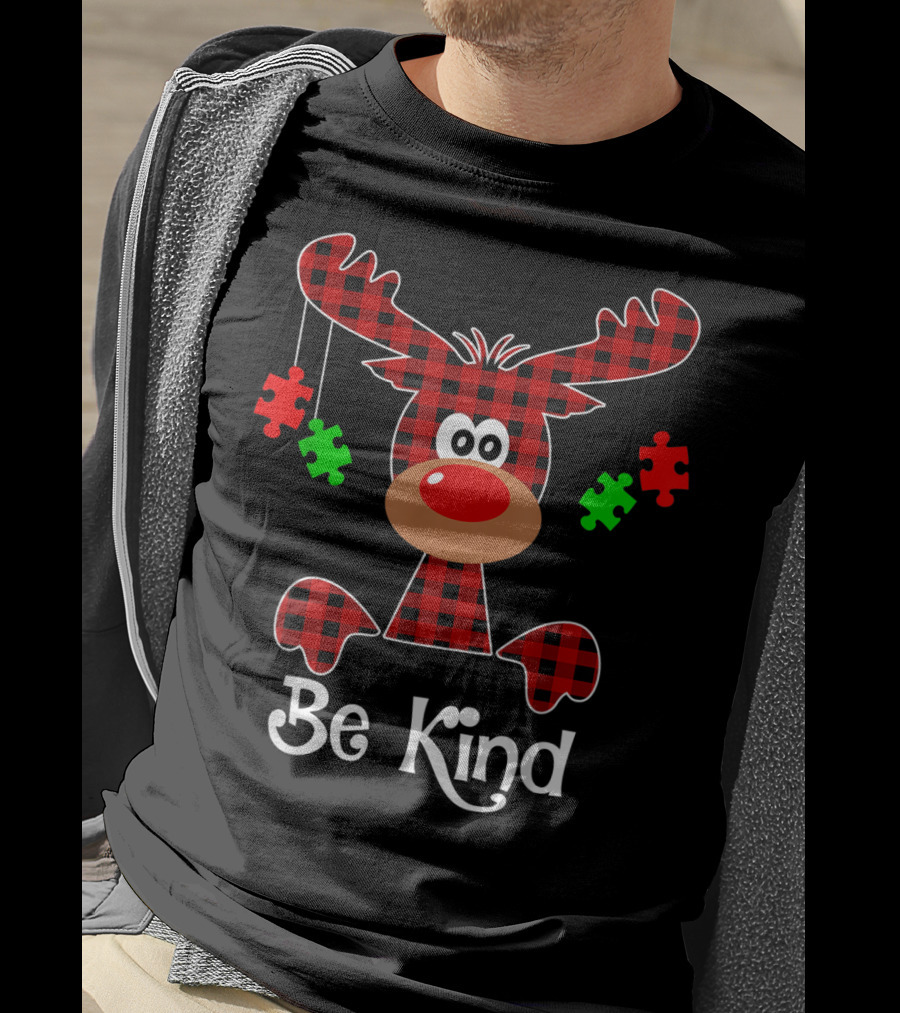 Be Kind Checkered Reindeer With Puzzle Pieces Autism Awareness Christmas T-Shirt