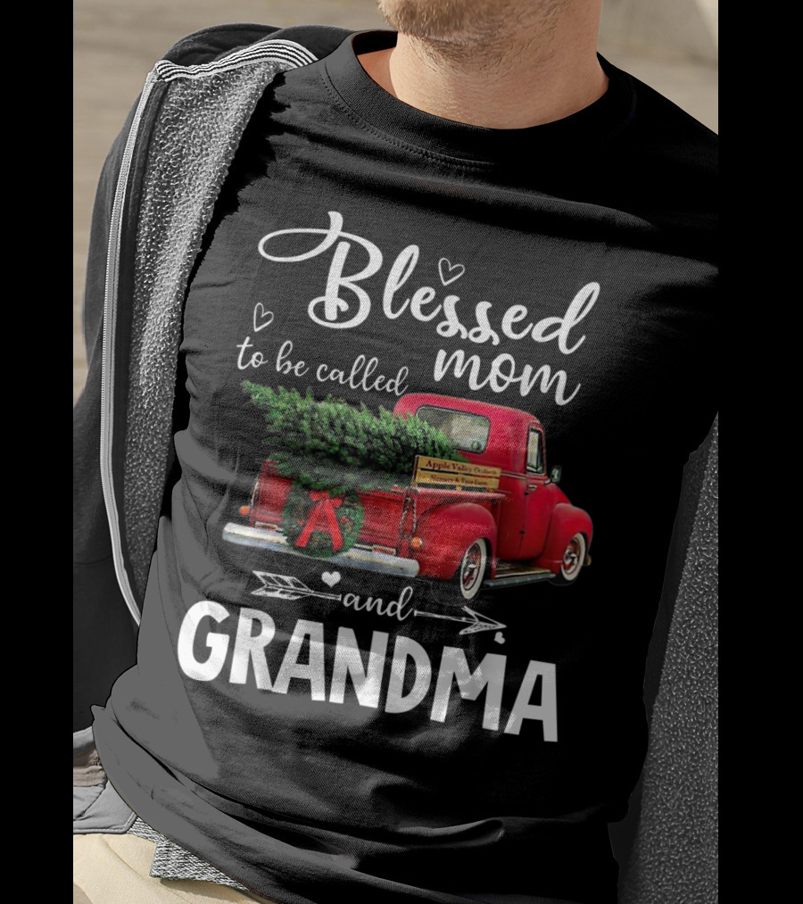 Blessed To Be Called Mom And Grandma Red Truck With Christmas Tree T-Shirt