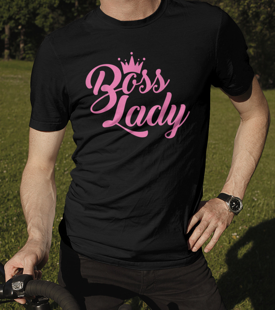 Boss Lady Fashionable Pink Crown Text T-Shirt