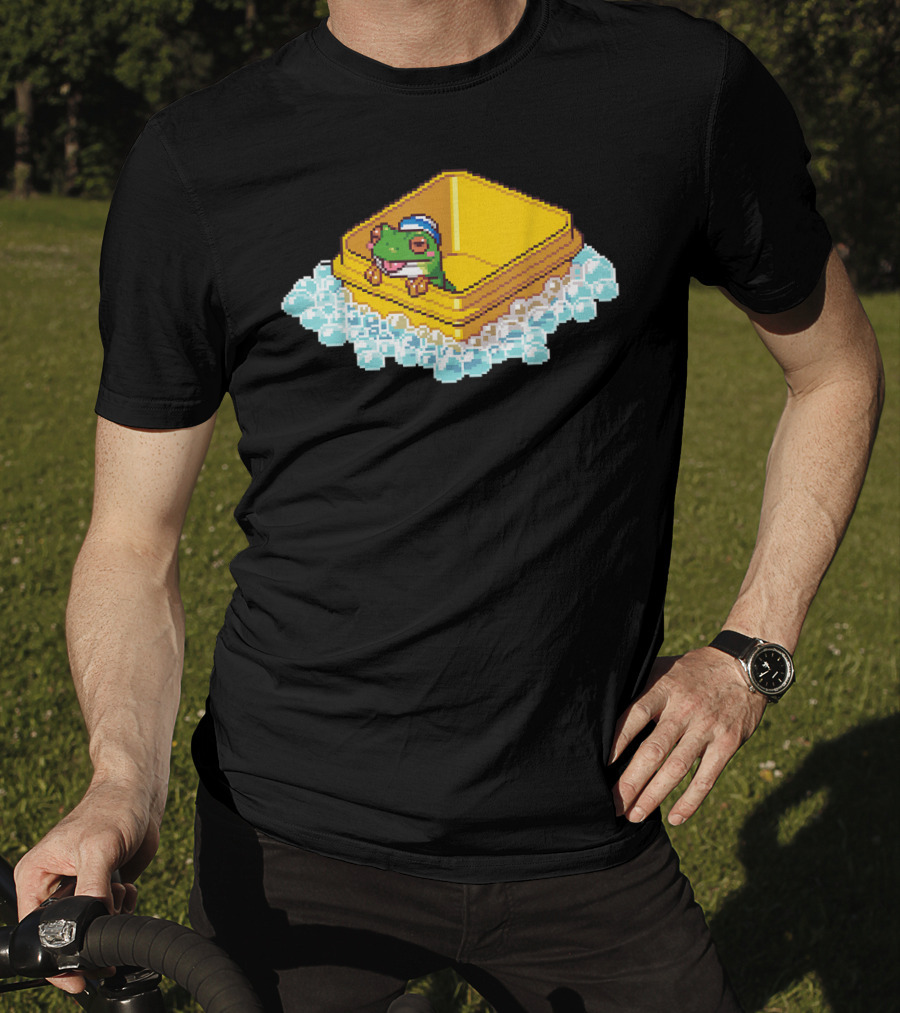 Frog Bath Bubbles Retro Pixel T-Shirt