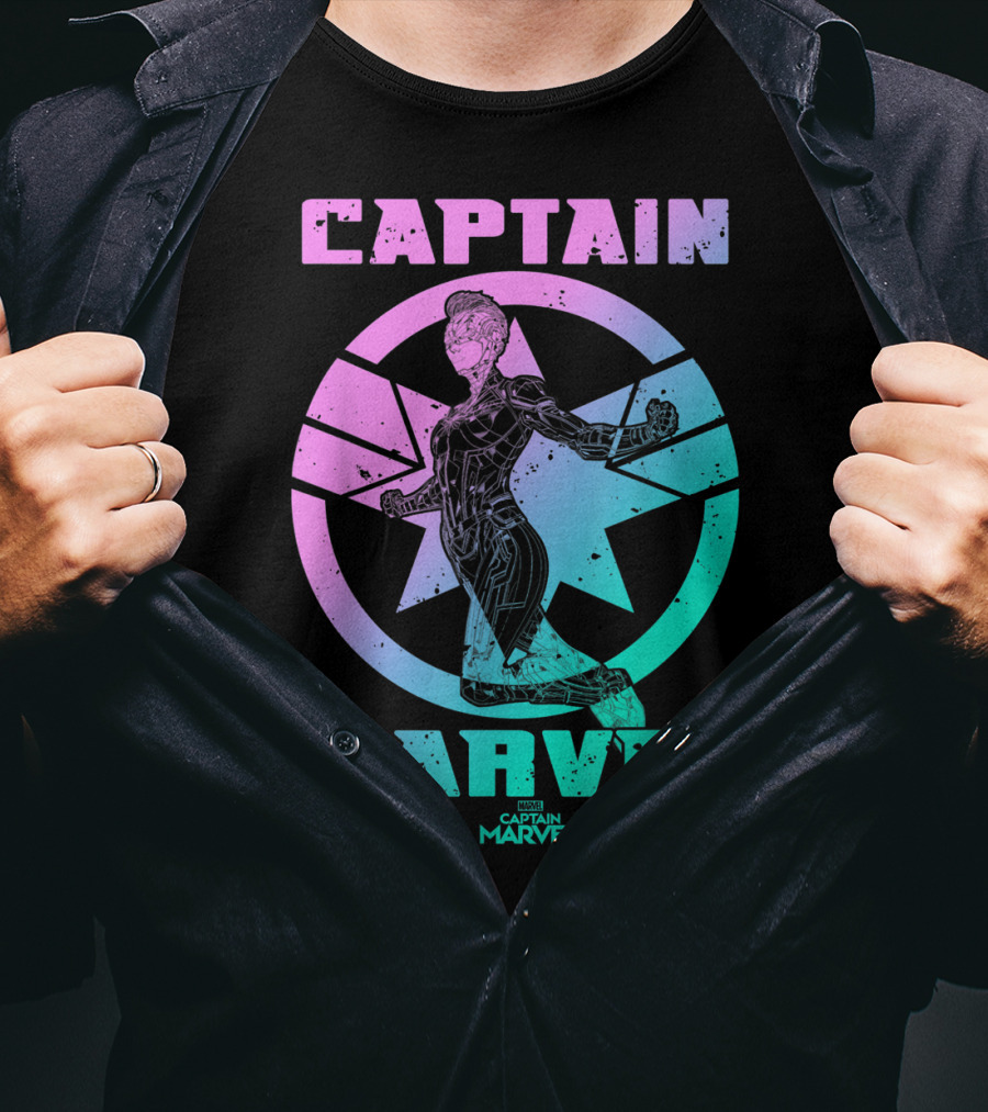 Captain Marvel Star Emblem Spectrum Heroine Pose T-Shirt