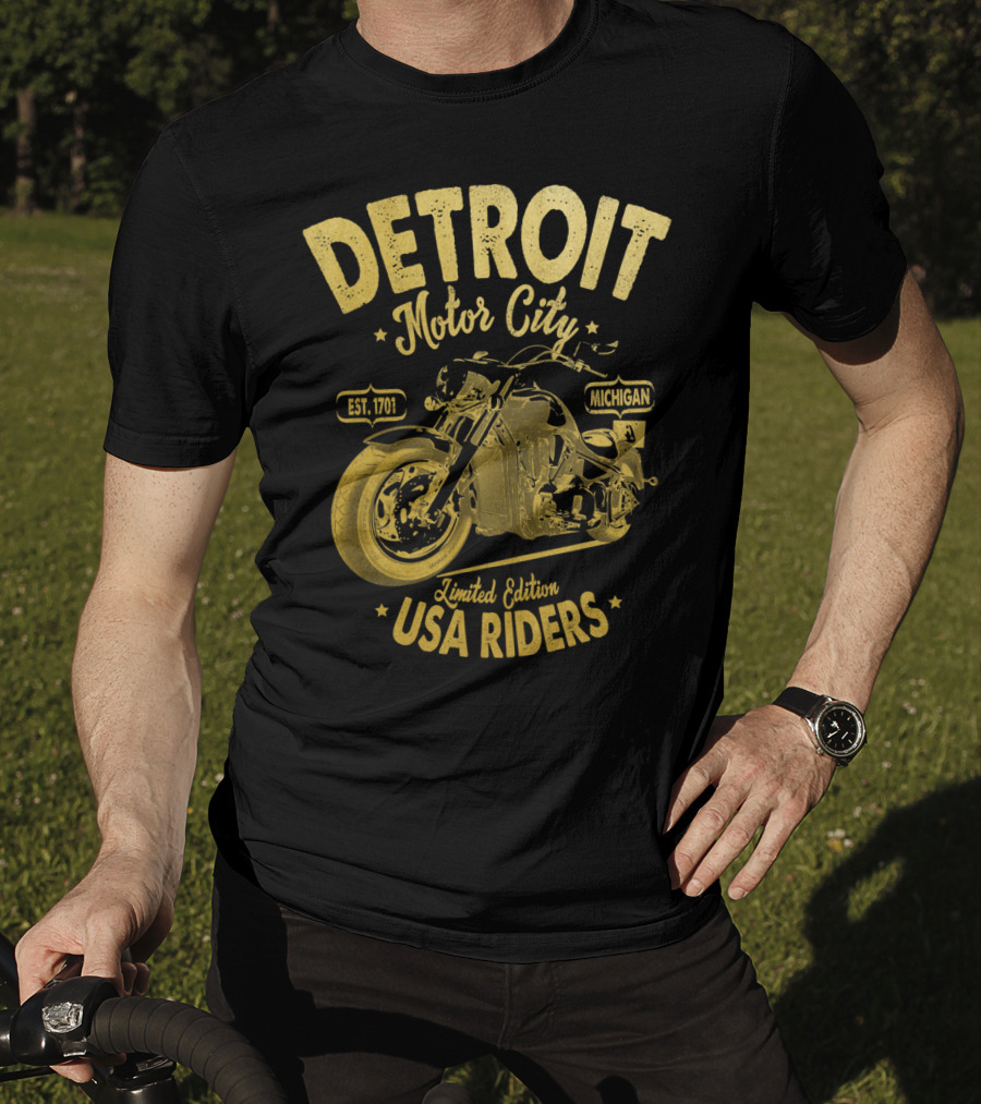 Detroit Motor City Michigan Est. 1701 USA Riders Gold Vintage T-Shirt
