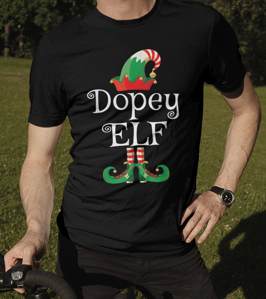 Dopey Elf Christmas Hat And Shoes T-Shirt
