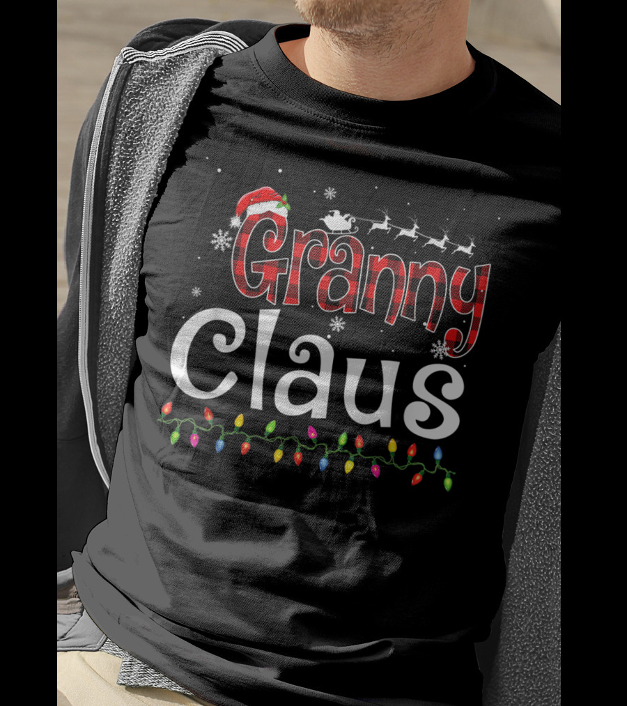 Granny Claus Santa Hat Reindeer Sleigh Christmas Lights Snowflakes T-Shirt