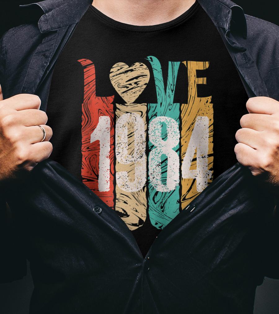 Love 1984 Classic Best Year Perfect Cool T-Shirt