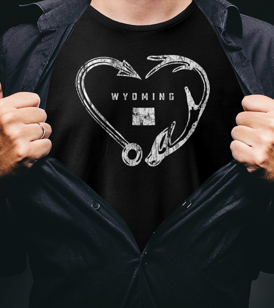 Wyoming Heart Fishing Antler Hook T-Shirt