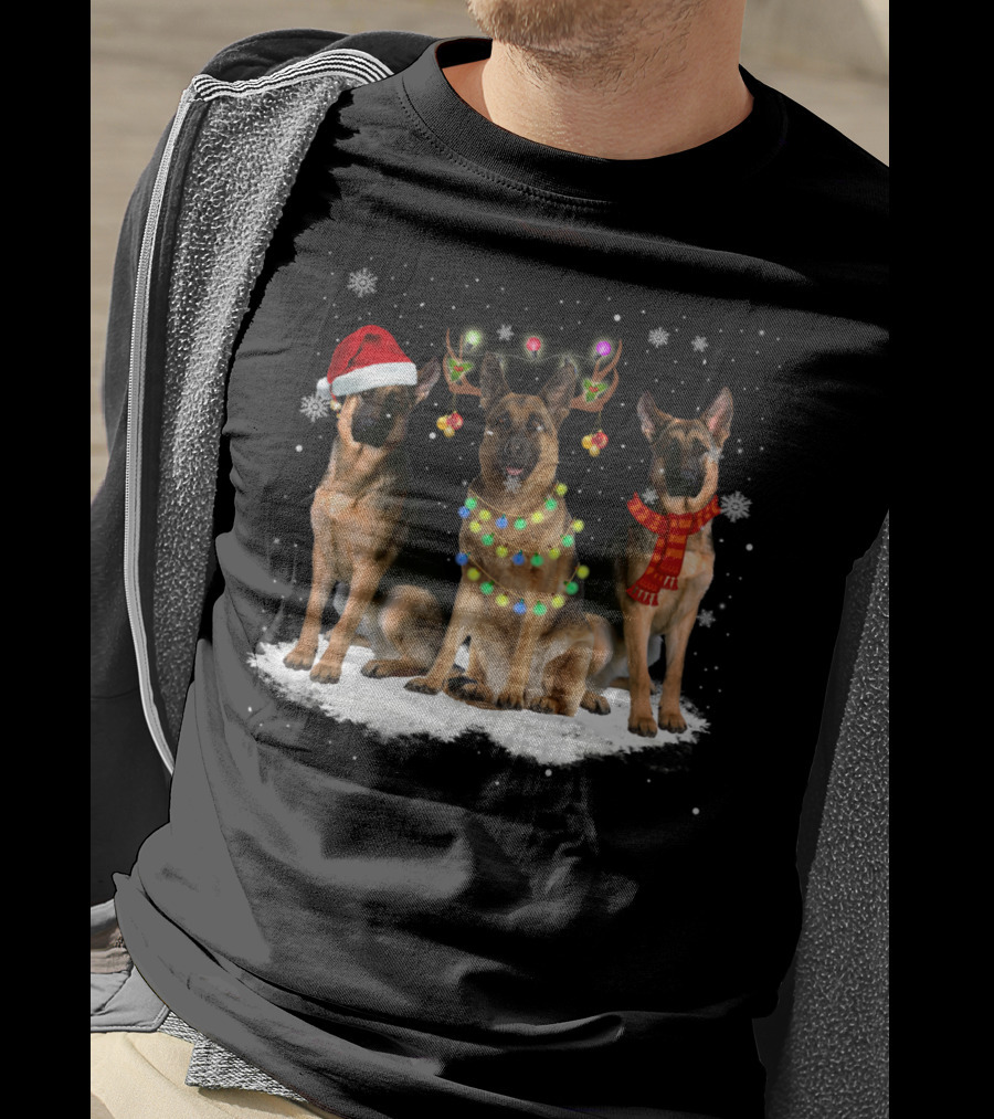 German Shepherds With Santa Hat And Christmas Decorations T-Shirt