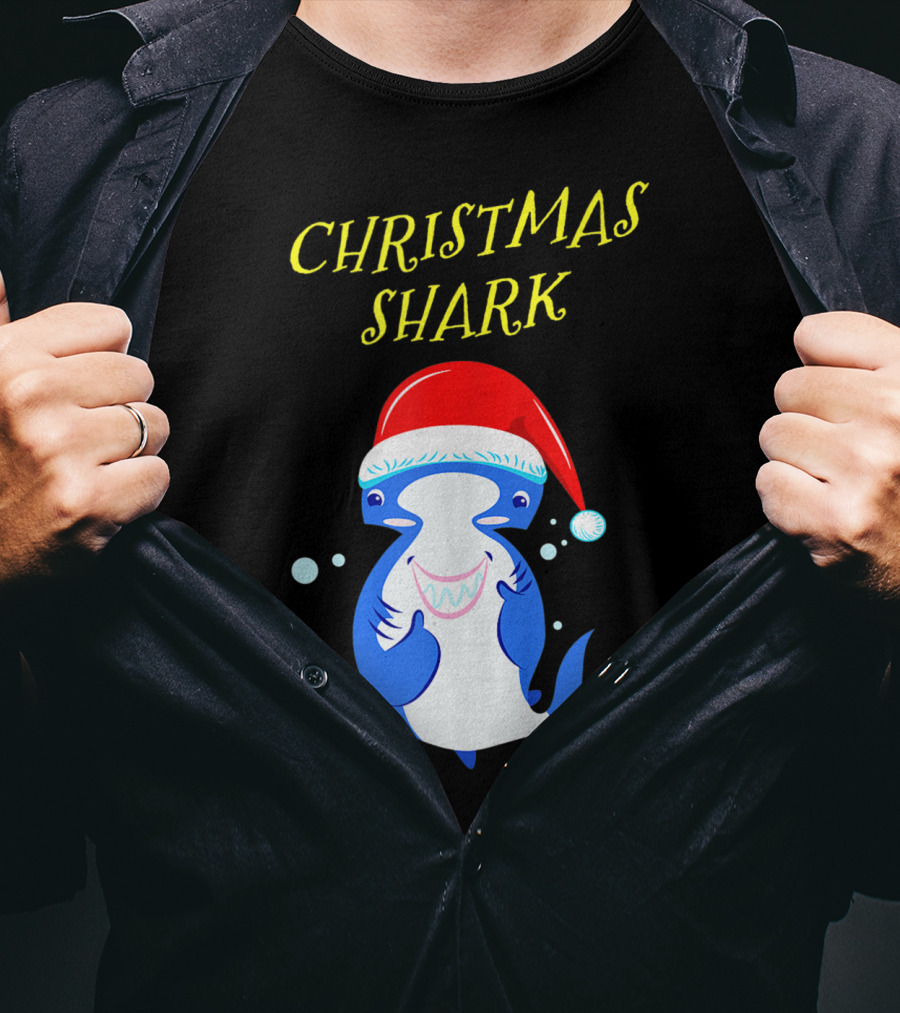 Christmas Shark Hammerhead Santa Hat T-Shirt