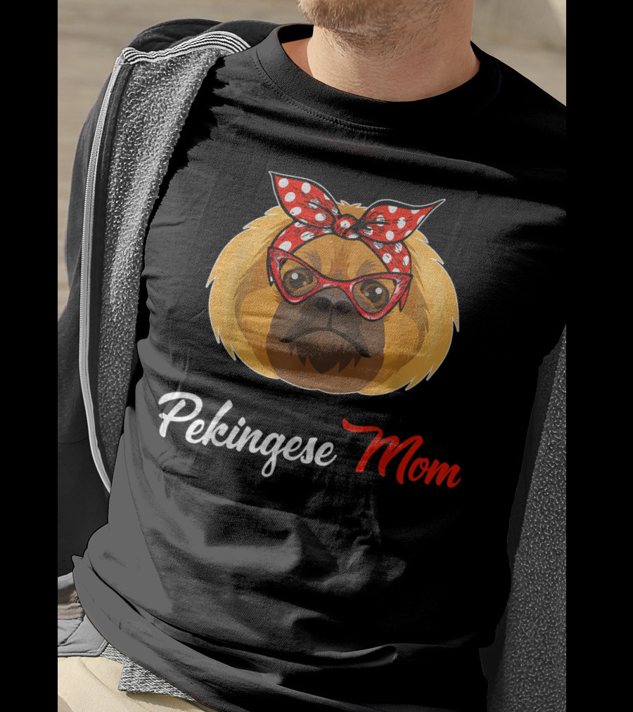 Pekingese Mom With Bandana And Glasses T-Shirt