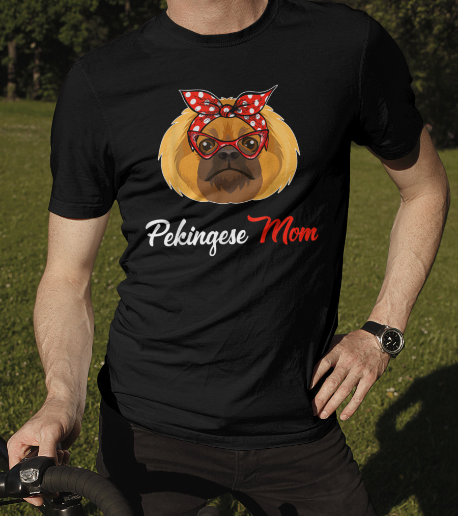 Pekingese Mom With Bandana And Glasses T-Shirt