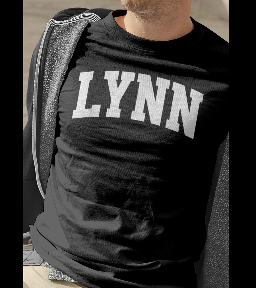 Lynn Vintage Sports Team Arch Retro T-Shirt