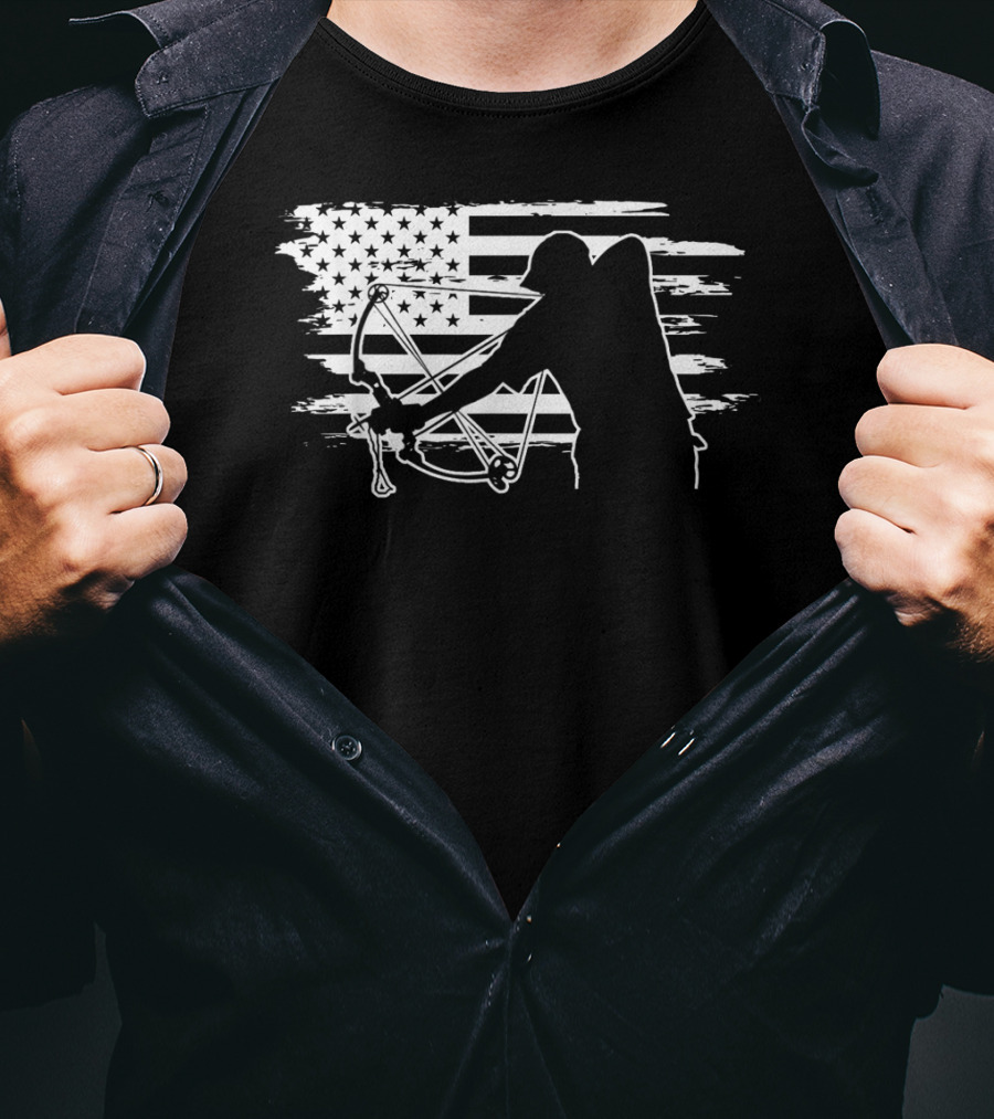 Dad Bowfishing Archer Silhouette With American Flag Background T-Shirt