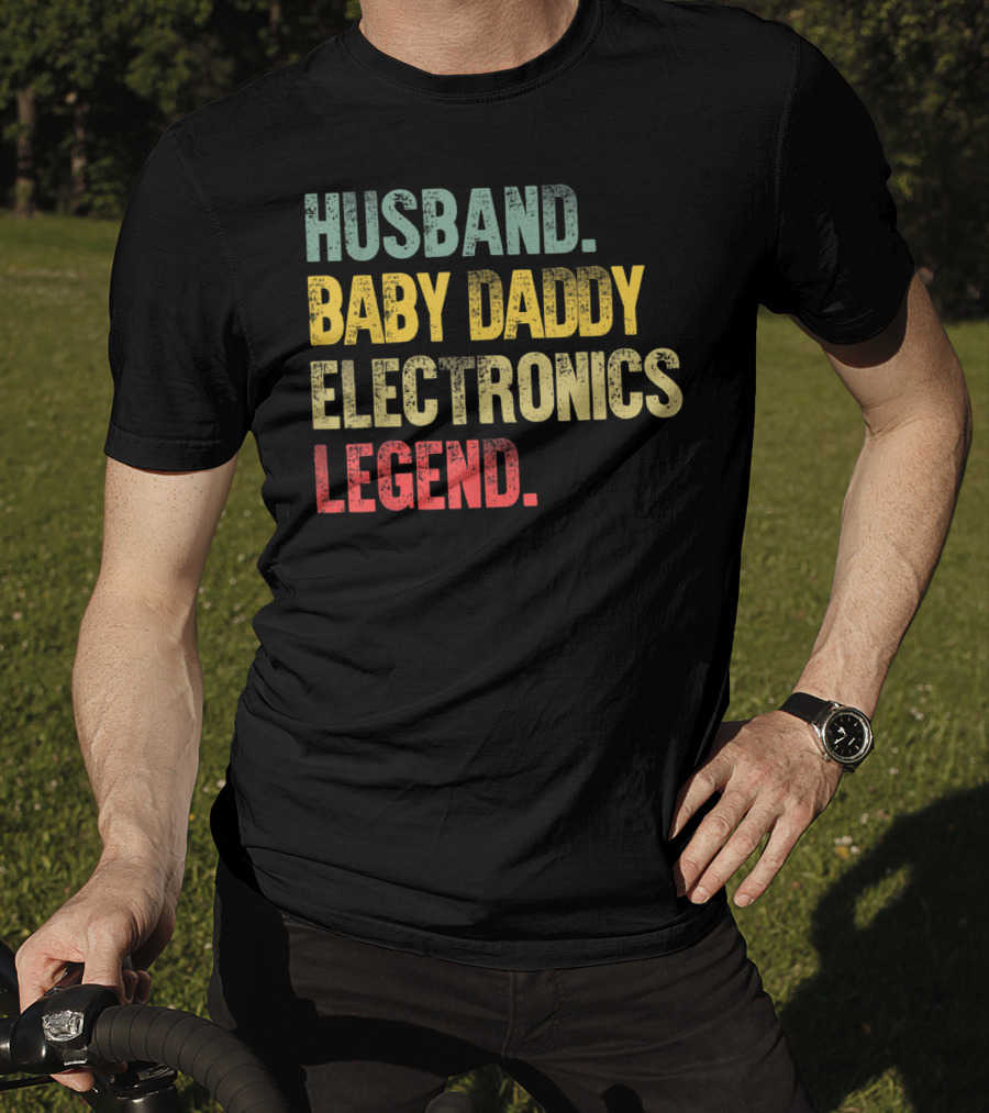 Husband Baby Daddy Electronics Legend Mens Funny Vintage T-Shirt