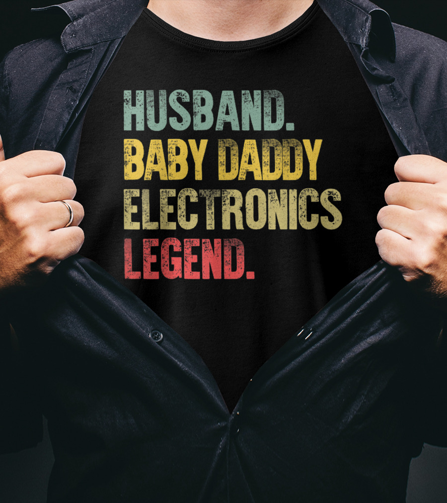 Husband Baby Daddy Electronics Legend Mens Funny Vintage T-Shirt
