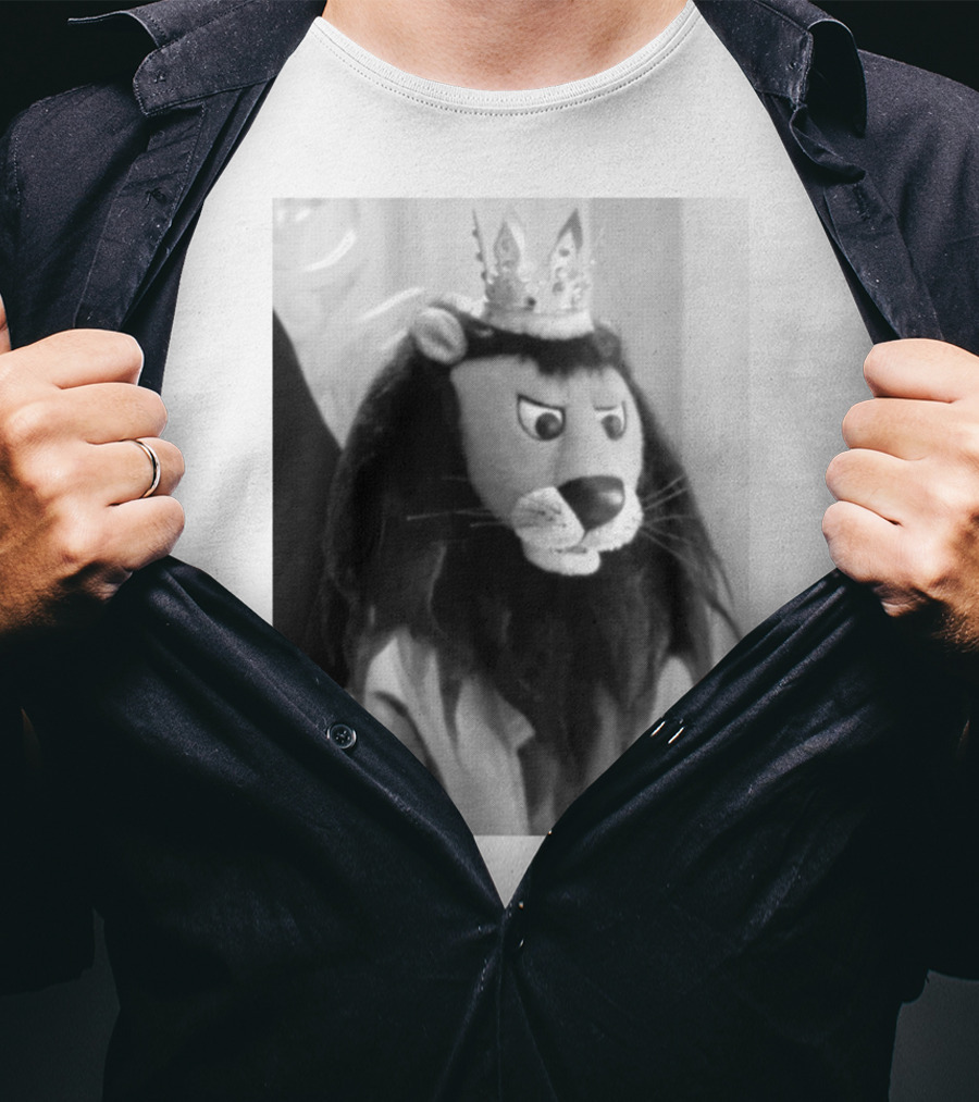 Christmas Special King Moonracer Lion Puppet Character T-Shirt