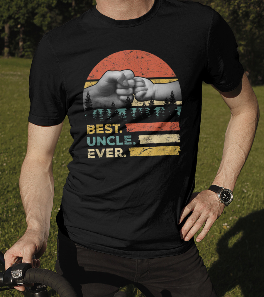 Best Uncle Ever Vintage Forest Fist Bump T-Shirt