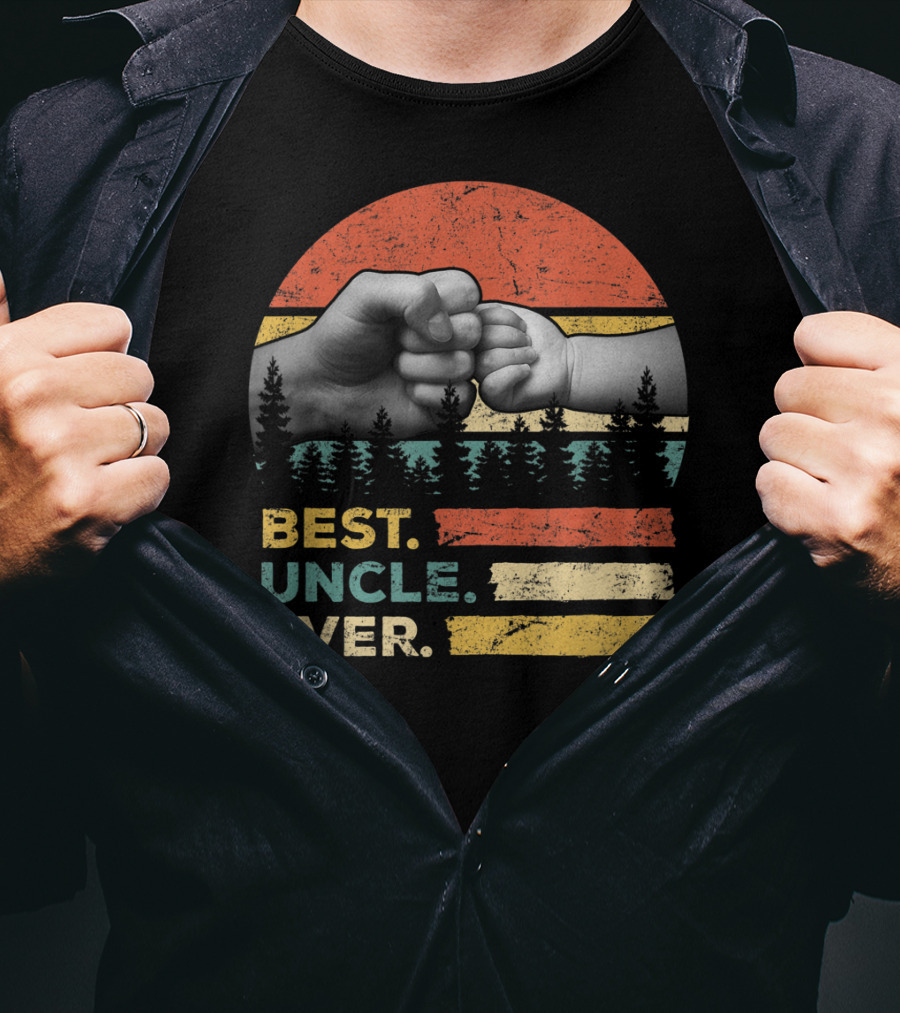 Best Uncle Ever Vintage Forest Fist Bump T-Shirt