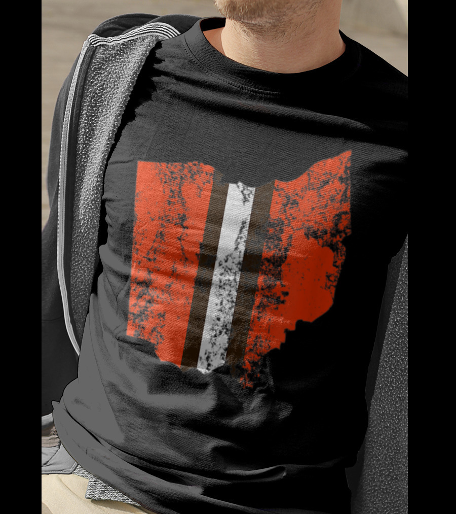 Cleveland Ohio Football Fan Stripe Weathered Vintage Map T-Shirt