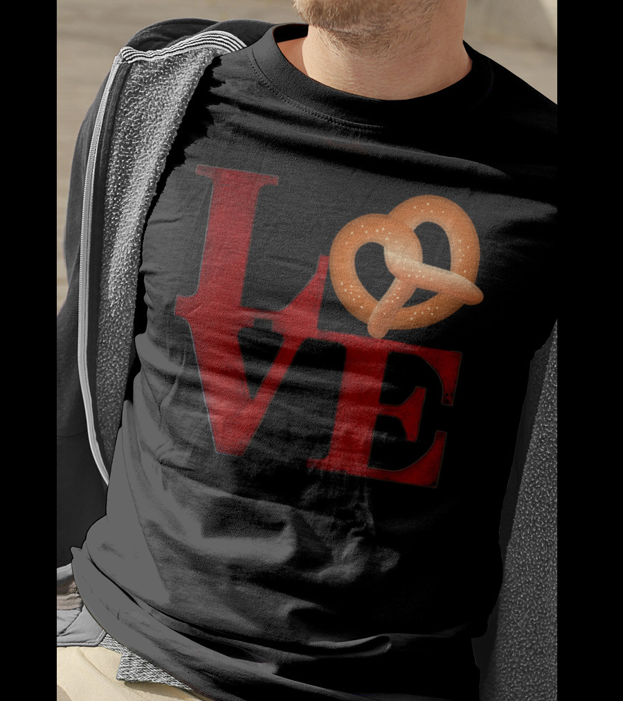 Love Pretzel Philly Emoji Nostalgic T-Shirt